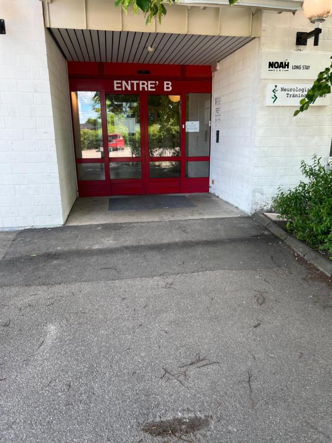 Noah Longstay Västerås Exterior foto